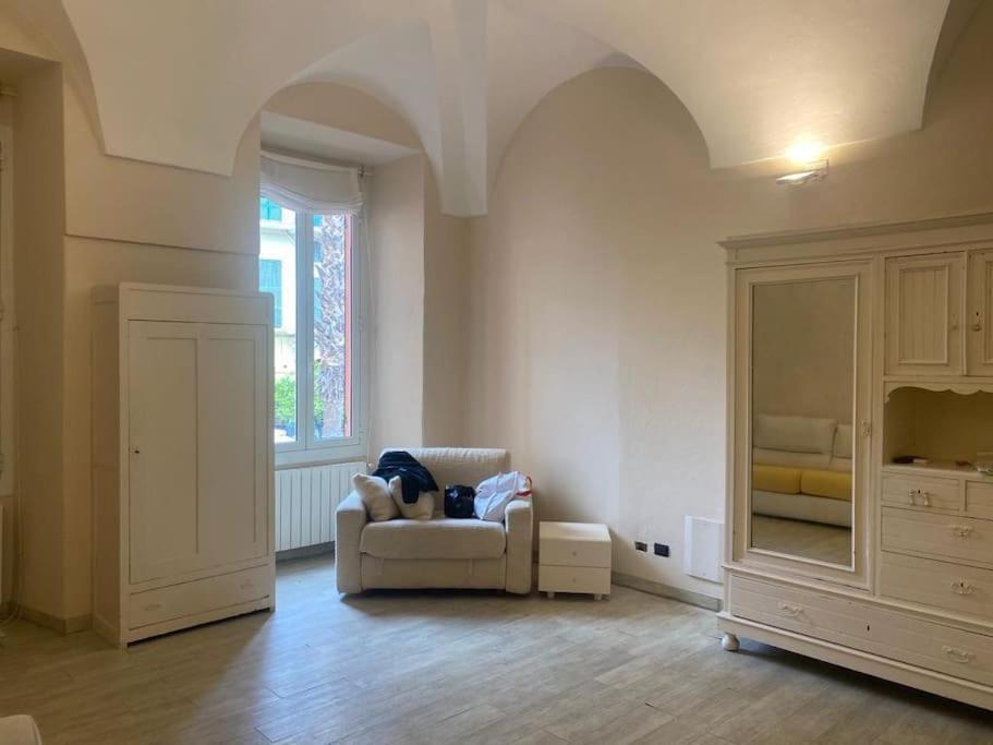 Appartamento Incantevole In Piazza Bresca, San Remo Extérieur photo
